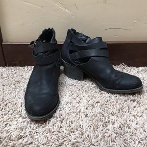 American Rag black booties